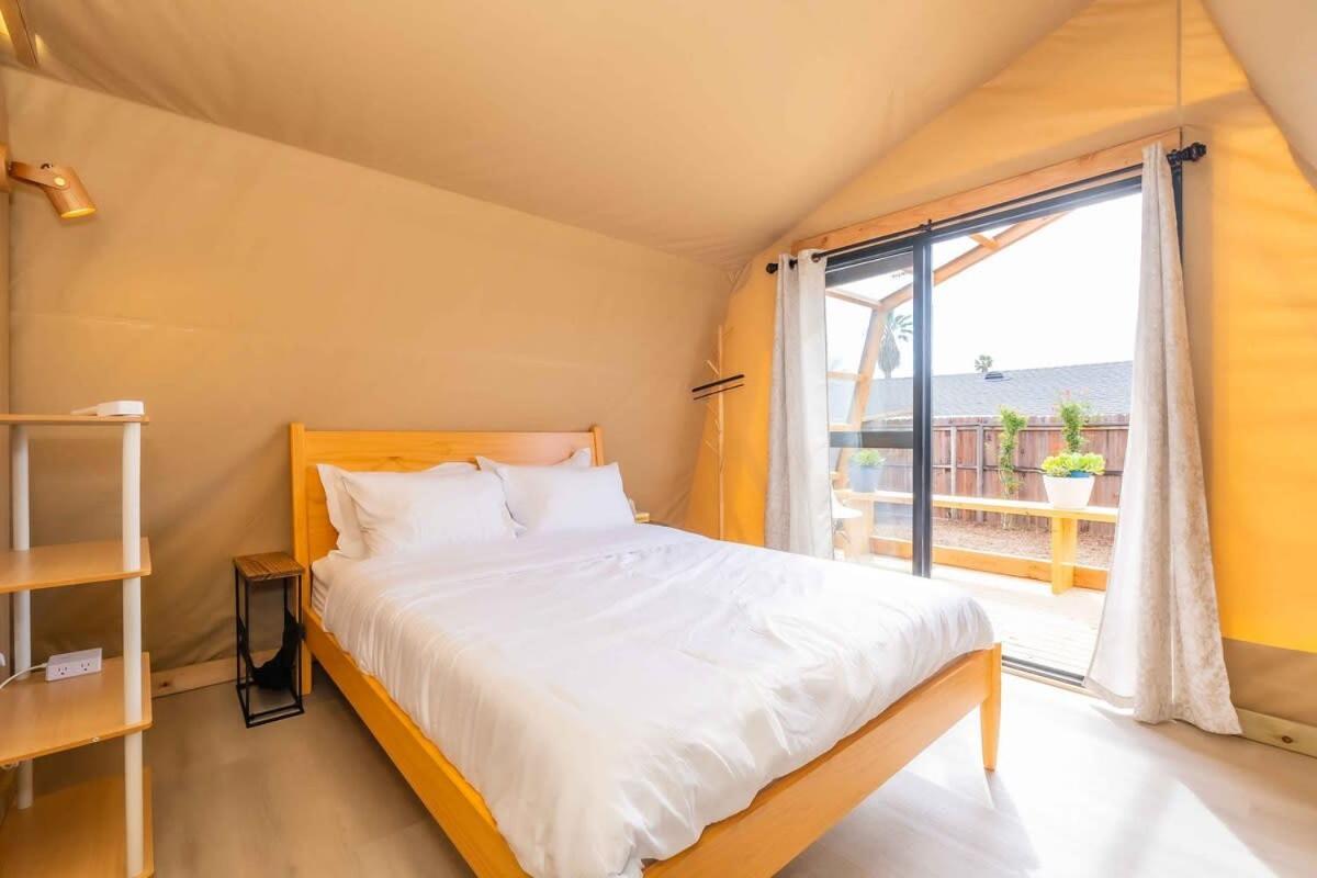 ホテル Glamping In The Urban グレンドラ エクステリア 写真