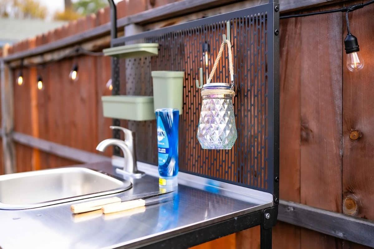 ホテル Glamping In The Urban グレンドラ エクステリア 写真