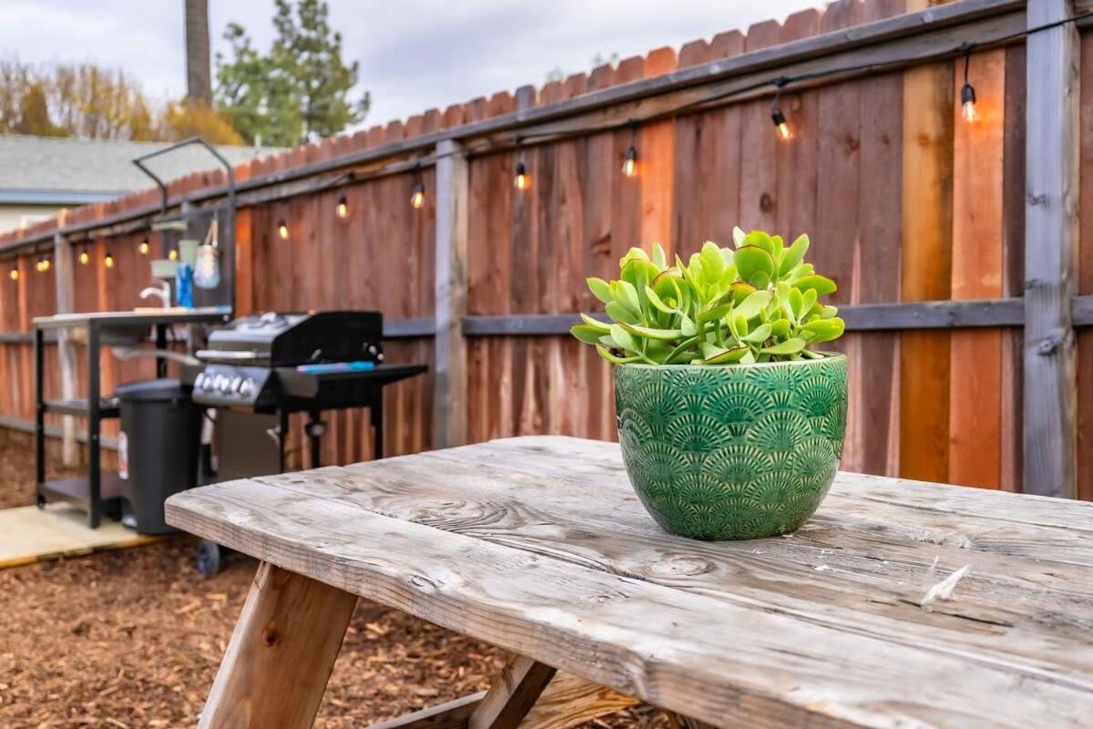 ホテル Glamping In The Urban グレンドラ エクステリア 写真