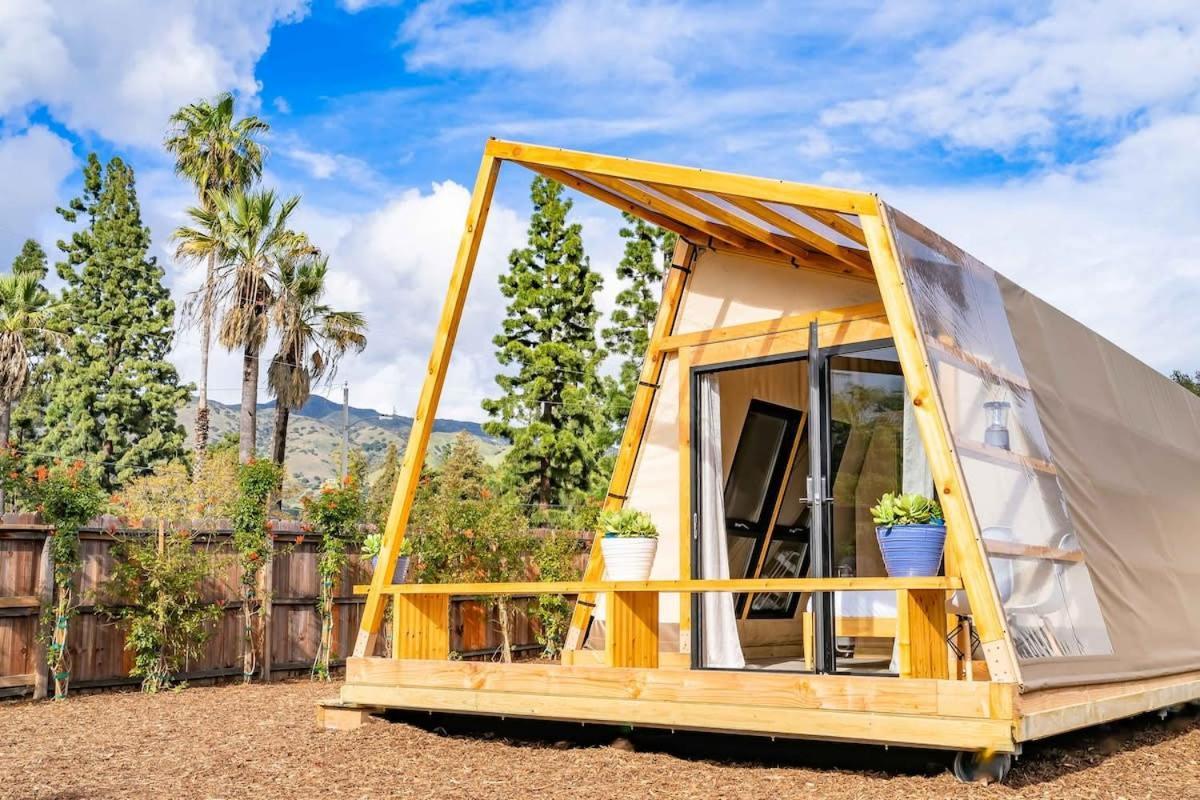 ホテル Glamping In The Urban グレンドラ エクステリア 写真